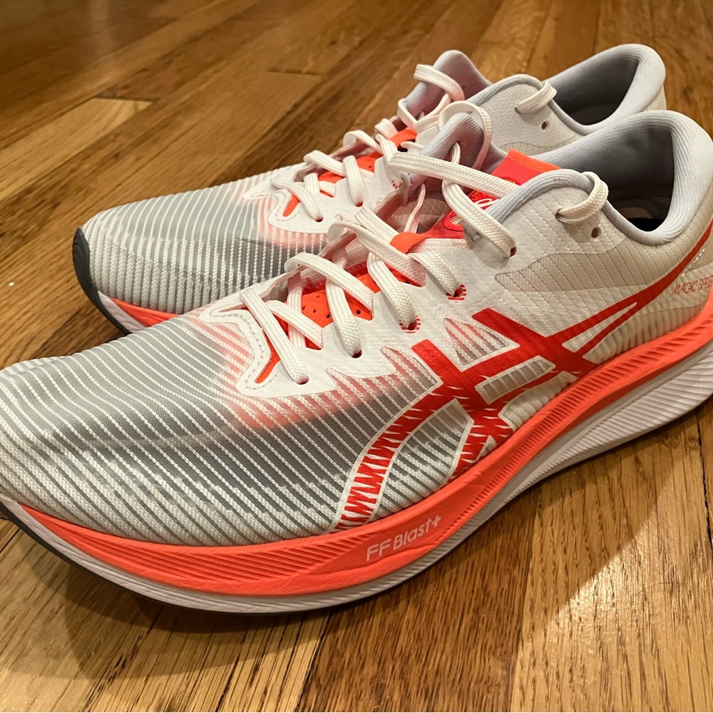 ASICS Magic Speed - Mens size 10